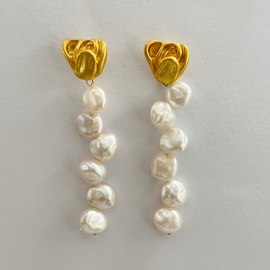 Tulip Baroque Pearl Drop Earrings