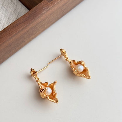 Conch Shell Pearl Earrings